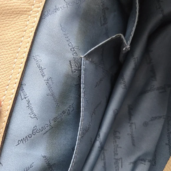 Salvatore Ferragamo Leather Shoulder Bag – Neutral | COA | Very Good Condition - Picture 10 of 16